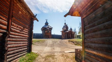 O Museu Etnográfico de Irkutsk: Uma Jornada Vibrante Através da Cultura Siberiana!